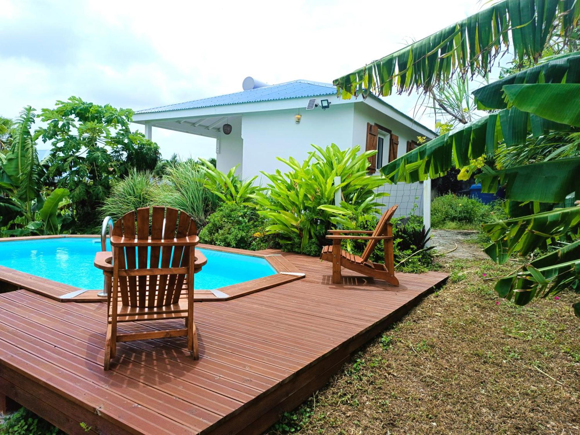 Kaz A Klemence Gite Creole Avec Piscine Et Table Dhotes A Anse Bertrand Exterior foto